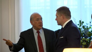 Fico v Paríži požiadal OECD o protikorupčný audit
