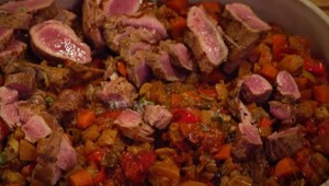 Hlavné jedlo: Mliečne jahňa