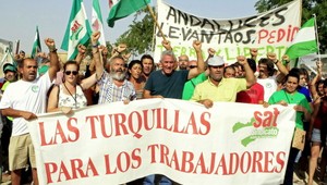 Novodobí zbojníci v Španielsku. Bohatým kradnú, chudobným dávajú