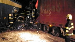 Taxikár Milan (†35) nemal šancu! V plnej rýchlosti vrazil do kamióna...