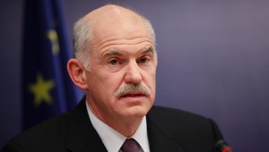 Tlaky Európy pomohli, grécke referendum nebude!