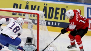 Nóri proti Švajčiarom neuspeli, skórovali až ku koncu. USA outsidera A-skupiny Britániu zdolalo