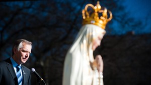 Padáky? Arogancia moci, Figeľa nechcú ani vlastní