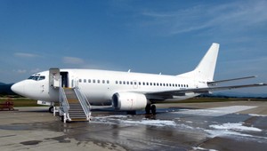 Vojaci v Sliači zasahovali pri pristávaní civilného lietadla