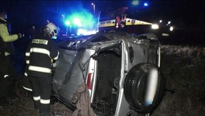 Mestský policajt prešiel do protismeru a havaroval, počas jazdy nebol triezvy