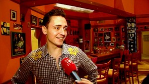 Martin Kusenda (33). Gay, ktorý poplietol priateľov