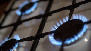 Ceny za plyn a elektrinu by sa v roku 2017 zvyšovať nemali