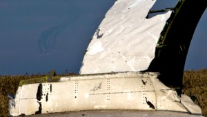 Lietadlo zostrelili povstalci omylom, tvrdia Američania