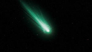 Privstaňte si, oplatí sa: Okolo Zeme prelieta vzácna zelená kométa. Najbližšie to bude o milión rokov