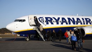 S Ryanairom si už väčšiu príručnú batožinu na palubu nevezmete. Menia pravidlá