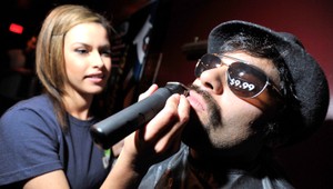 Nechajte si narásť fúzy, podporíte dobrú vec