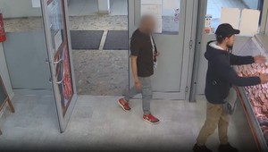 Ukradli škvarky a predali ich do záložne. Príbeh z Lučenca má neočakávané pokračovanie