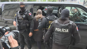 Matku, ktorá utopila svoje dve dcéry, zobrali do väzenskej nemocnice