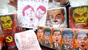 Čína zabavila toaletný papier s karikatúrami vodcu Hongkongu