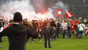 Peklo na ihrisku! Bude mať baráž o bundesligu ešte dohru?