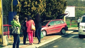 Vodička (21) dostala šmyk a vletela medzi ľudí