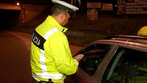 Alkohol na Slovensku: Opitých vodičov sú stovky