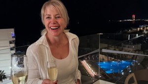 Vačková po operácii BRUCHA ukázala postavu v plavkách: Táto žena bude mať o 4 roky 60?