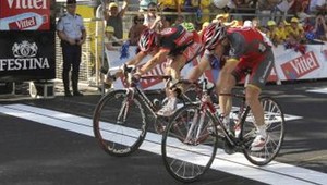 Portugalec Paulinho vyhral 10. etapu TdF