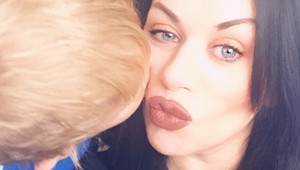 Emma svoje deti zahrnula stovkami darčekov: Videli ste už niečo podobné?