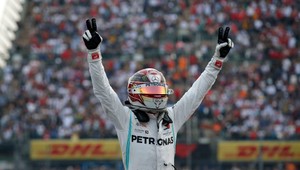 Hamilton najčastejšie vo vedení. Medzi šiestimi jazdcami aj jedno prekvapenie