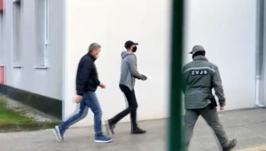 Vplyvný advokát Zoroslav Kollár a sudcovia Lindnter a Urbancová idú do väzby