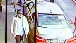 Belgicko vydá do Francúzska aj atentátnika prezývaného muž v klobúku