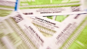 Daňové úrady aj pošty vyjdú tento týždeň v ústrety oneskorencom