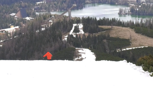 Zima dala posledné zbohom. Lyžiarska sezóna sa končí symbolickým pohrebom