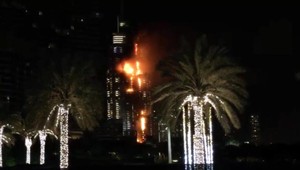 V Dubaji vypukol požiar neďaleko najvyššieho mrakodrapu sveta