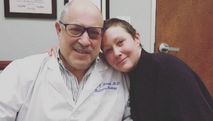 Hviezda seriálu Beverly Hills 90210 ukončila liečbu rakoviny