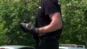 Chlapec našiel počas prechádzky mínu, nález ohlásil na polícii