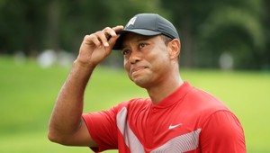 Golfová legenda Tiger Woods havaroval na Floride, auto skončilo prevrátené