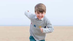 Princ Louis oslávil 4. narodeniny! Kate mu spravila dokonalé fotky a prezradila, v ČOM je skutočne zvláštny!