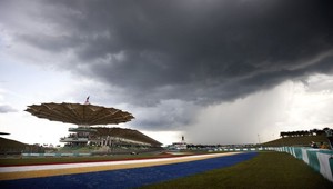 F1: Sepang opäť sľubuje dramatické preteky