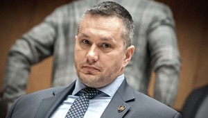 Ústavný súd odmietol sťažnosť Michala A. voči odvolaniu z čela SIS