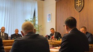 Opozícia žiada viac informácií o projekte nemocnice vo Vajnoroch