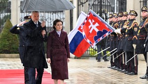 Uvítací ceremoniál pri príležitosti návštevy moldavskej prezidentky na Slovensku