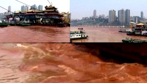 Číňanom sčervenela rieka Jang´c´tiang. Dôvody neznáme