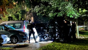 Brutálna vražda v Žiline. Medzi autami našli nehybné telo