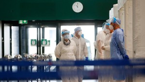 Zdravotníci chcú vedieť kedy a podľa akého kľúča budú rozdelené odmeny za prvý vlnu pandémie