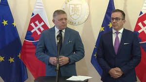 Tlačová beseda Roberta Fica a Erika Tomáša po rokovaní vlády