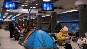 1427. deň na Ukrajine: Kyjev bol opäť cieľom masívneho útoku Ruska, tisíce domov sú bez kúrenia