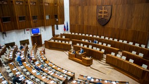 Exkluzívny prieskum agentúry AKO pre TV JOJ 24: Vydrží budúca vláda celé funkčné obdobie?