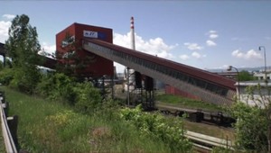 Pracovný úraz skončil tragicky. Muž spadol z asi osem metrovej výšky