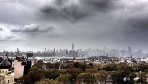 Slováci a Sandy v New Yorku. Dochádza im benzín... a trpezlivosť