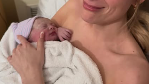 Hviezdna speváčka sa dočkala: Má TRETIE dieťa, vďačí zaň náhradnej matke!