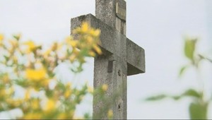 Ježiš skončil v zberných surovinách