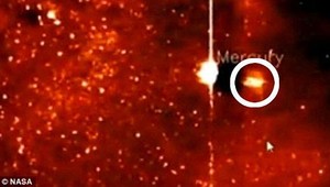 Teleskop NASA našiel pri planéte Merkúr záhadný objekt!