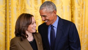 Obama so ženou Michelle podporili Harrisovú v prezidentských voľbách